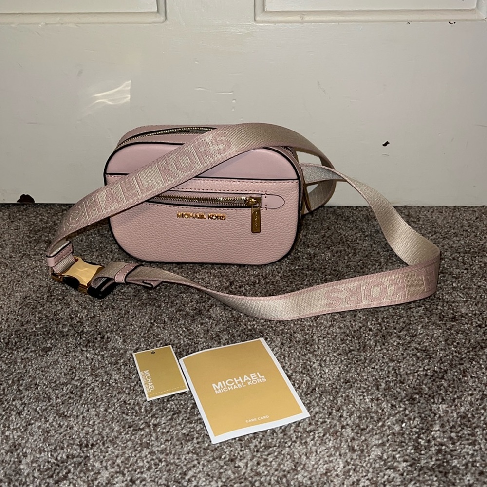 New with tags Michael Kors jet set fanny pack